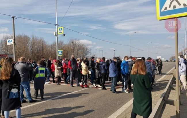 predstaviteli-biznesa-perekryli-trassy